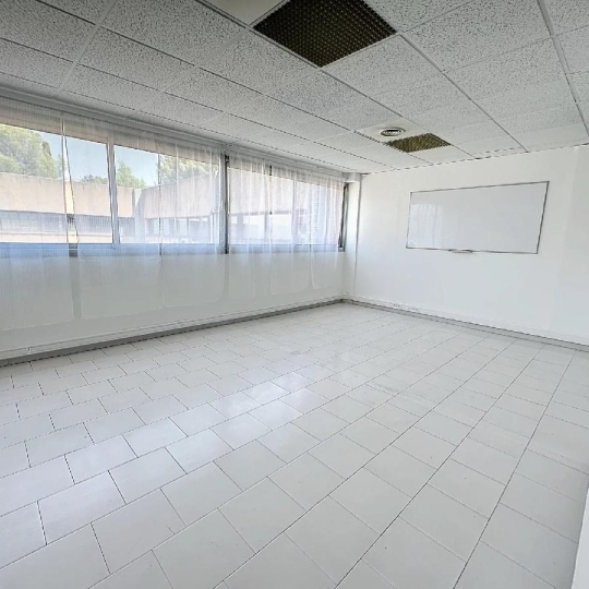  NAT'IMMO : Office | MOUANS-SARTOUX (06370) | 100 m2 | 1 400 € 