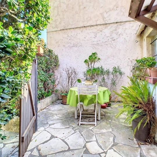  NAT'IMMO : House | VIDAUBAN (83550) | 92 m2 | 315 000 € 