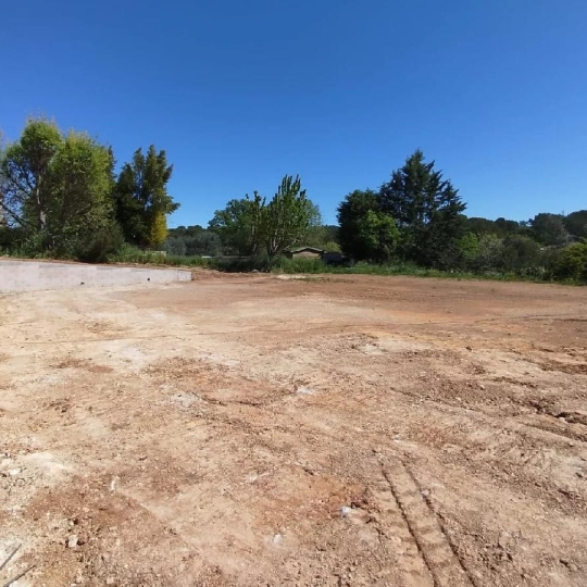  NAT'IMMO : Terrain | LES ARCS (83460) | 924 m2 | 195 000 € 