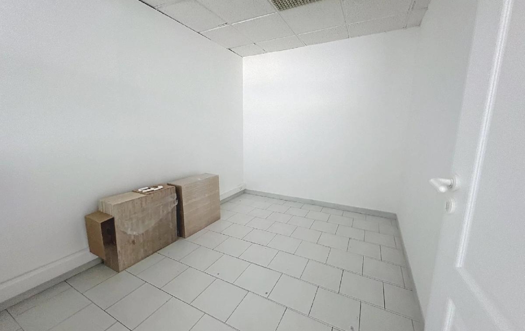 NAT'IMMO : Office | MOUANS-SARTOUX (06370) | 100 m2 | 1 400 € 