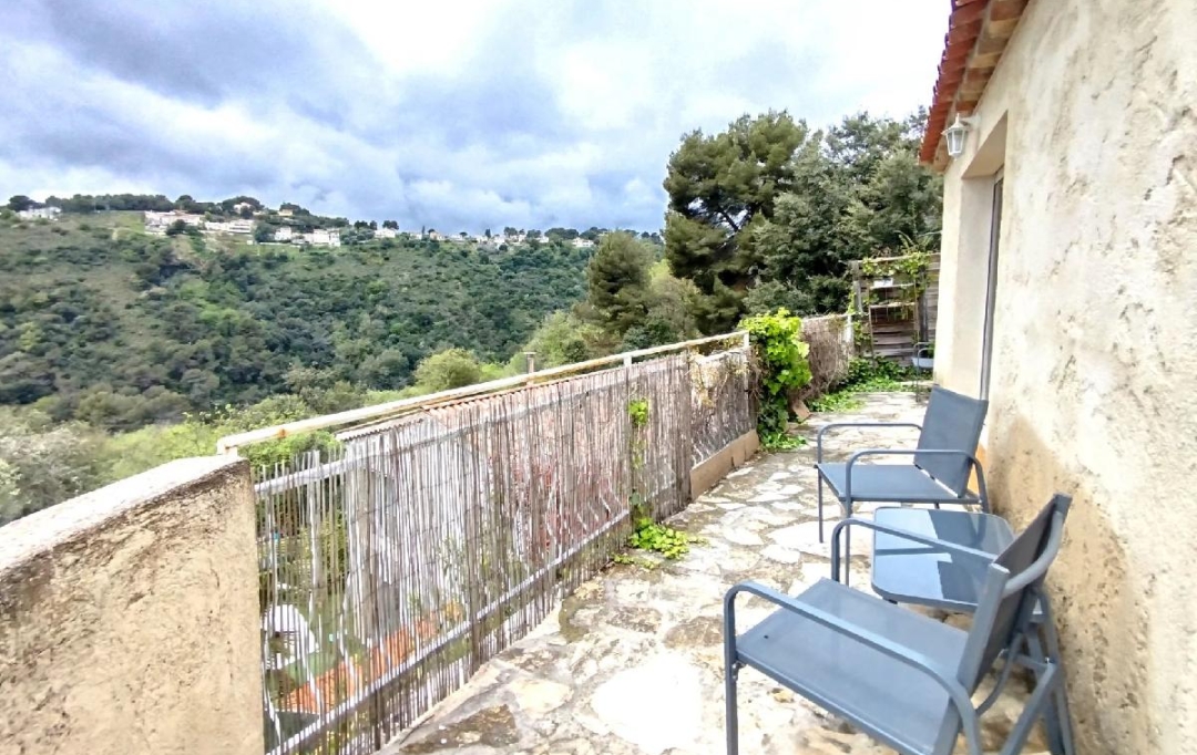 NAT'IMMO : Appartement | NICE (06000) | 30 m2 | 660 € 