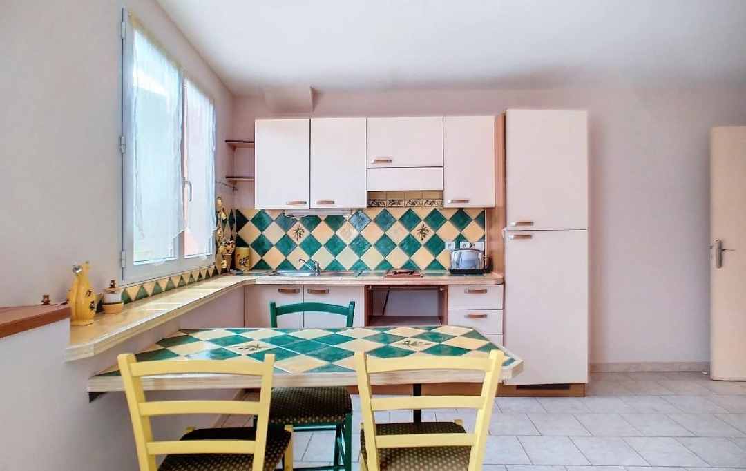 NAT'IMMO : House | LES ARCS (83460) | 102 m2 | 239 000 € 
