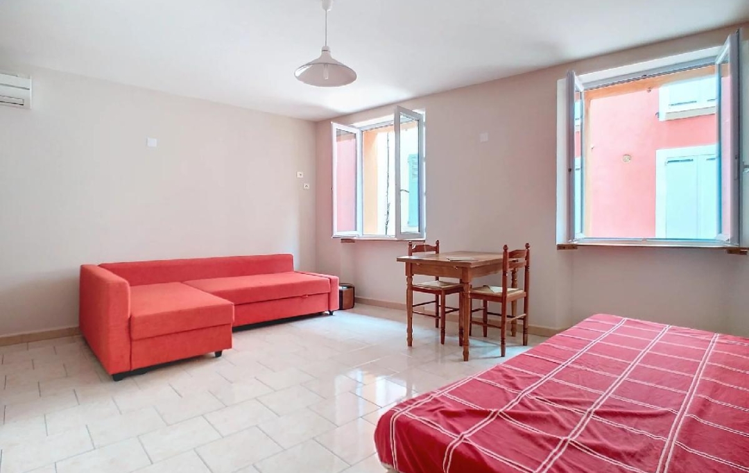 NAT'IMMO : House | LES ARCS (83460) | 102 m2 | 239 000 € 