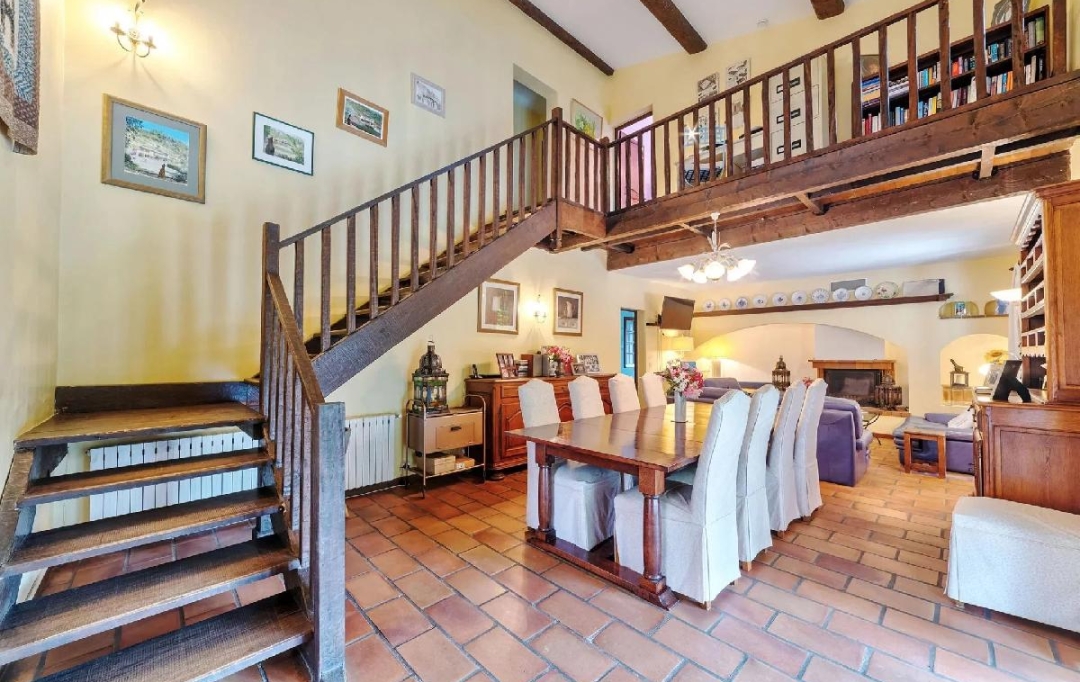 NAT'IMMO : House | LES ARCS (83460) | 184 m2 | 795 000 € 