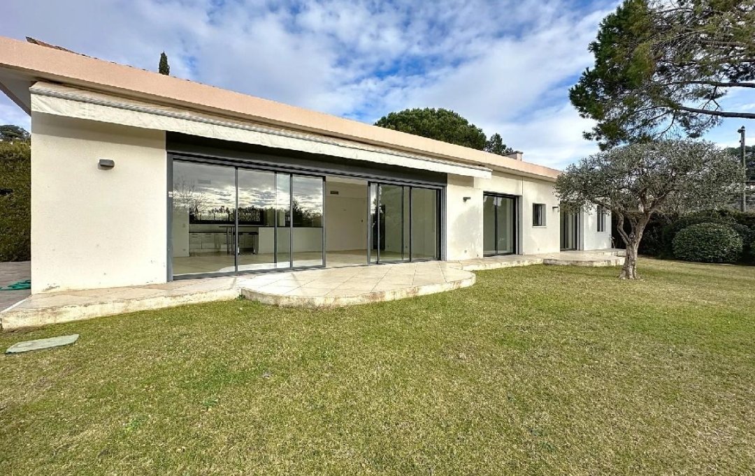 NAT'IMMO : House | MOUGINS (06250) | 163 m2 | 1 690 000 € 