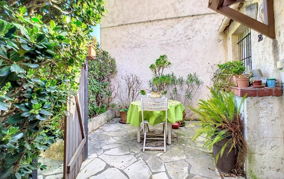 NAT'IMMO : House | VIDAUBAN (83550) | 92 m2 | 315 000 € 