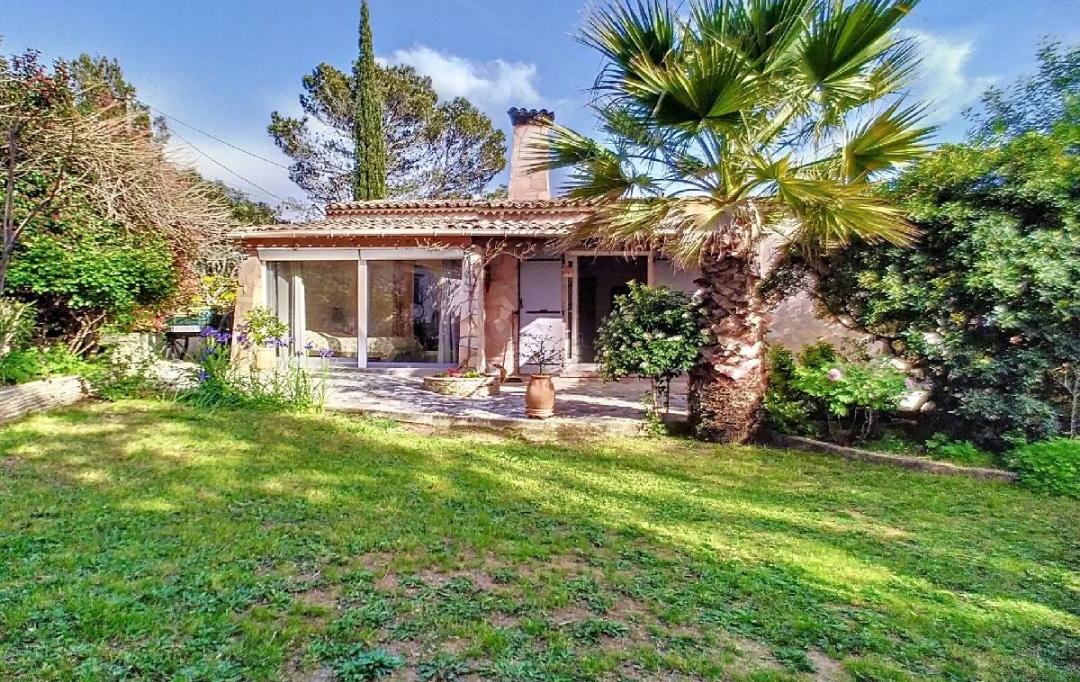 NAT'IMMO : House | VIDAUBAN (83550) | 95 m2 | 480 000 € 