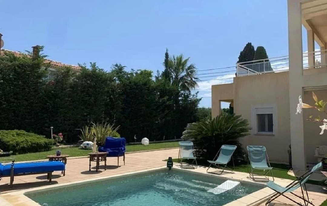 NAT'IMMO : House | CAGNES-SUR-MER (06800) | 334 m2 | 1 189 000 € 
