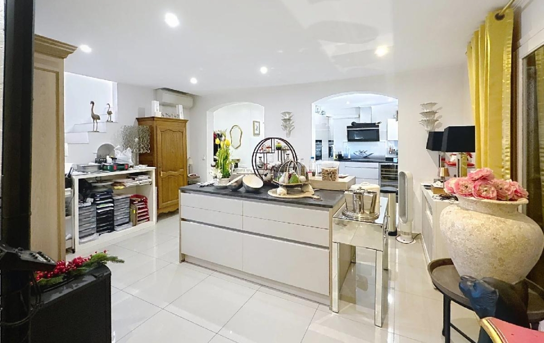 NAT'IMMO : House | MOUGINS (06250) | 140 m2 | 798 000 € 