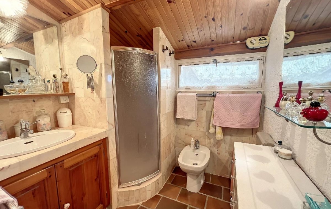 NAT'IMMO : Appartement | BRIANCONNET (06850) | 46 m2 | 85 000 € 