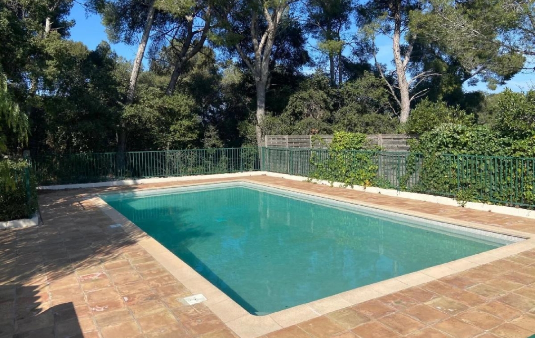 NAT'IMMO : House | VALLAURIS (06220) | 34 m2 | 249 000 € 