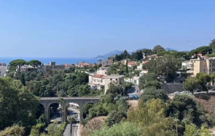 NAT'IMMO Apartment | CANNES (06400) | 73 m2 | 325 000 € 